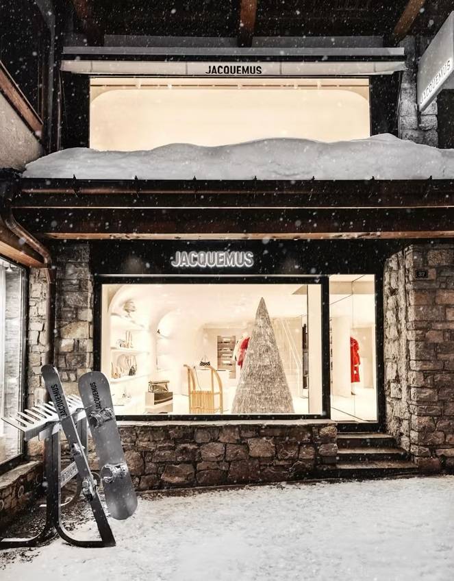 Butik Jacquemusa w Courchevel / Fot. materiały prasowe