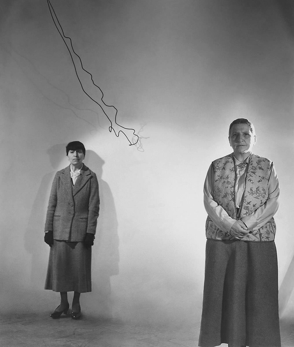 Gertrude Stein i Alice Toklas, Vogue 1951 rok (Fot. Cecil Beaton/Condé Nast via Getty Images)
