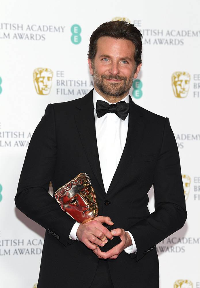 Bradley Cooper z nagrodą za najlepszą muzykę do filmu Narodziny gwiazdy