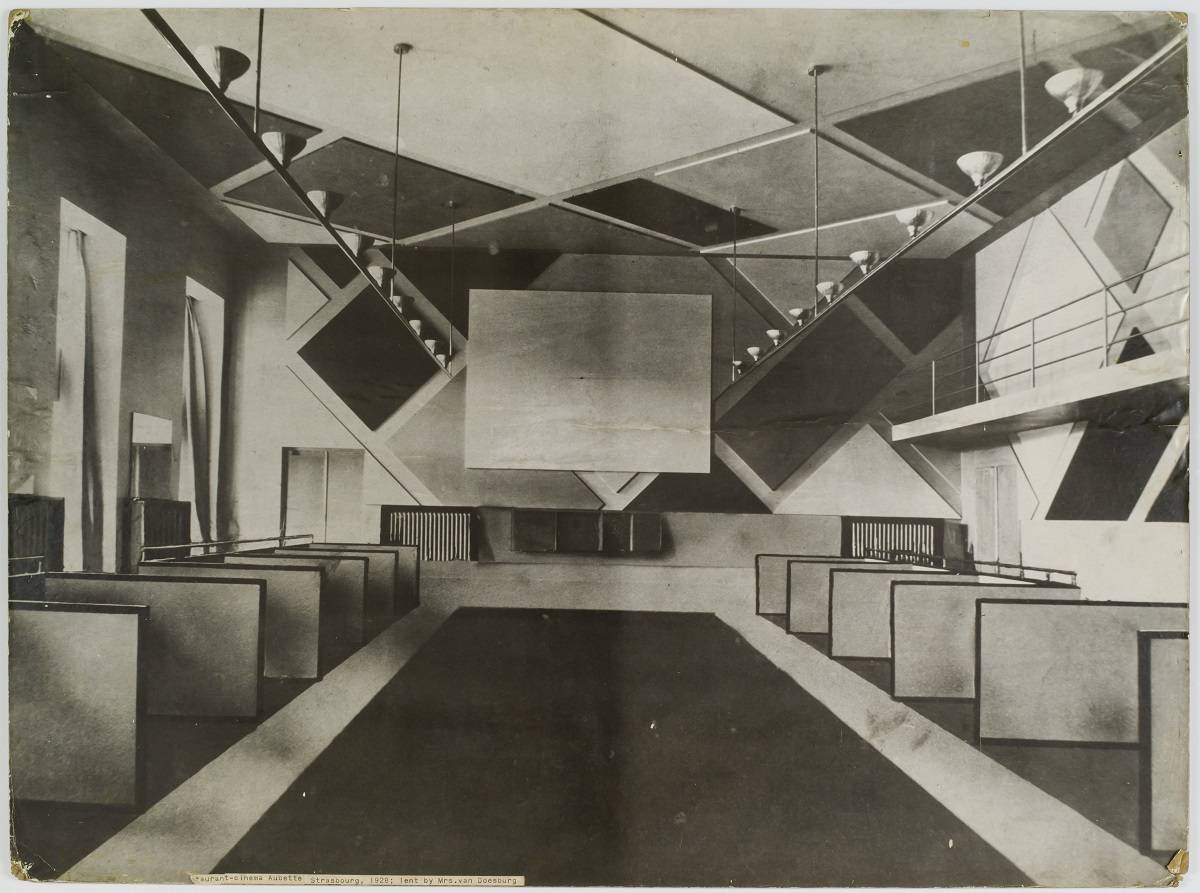 Theo van Doesburg, The Ciné-bal w Café L’Aubette, Strasburg