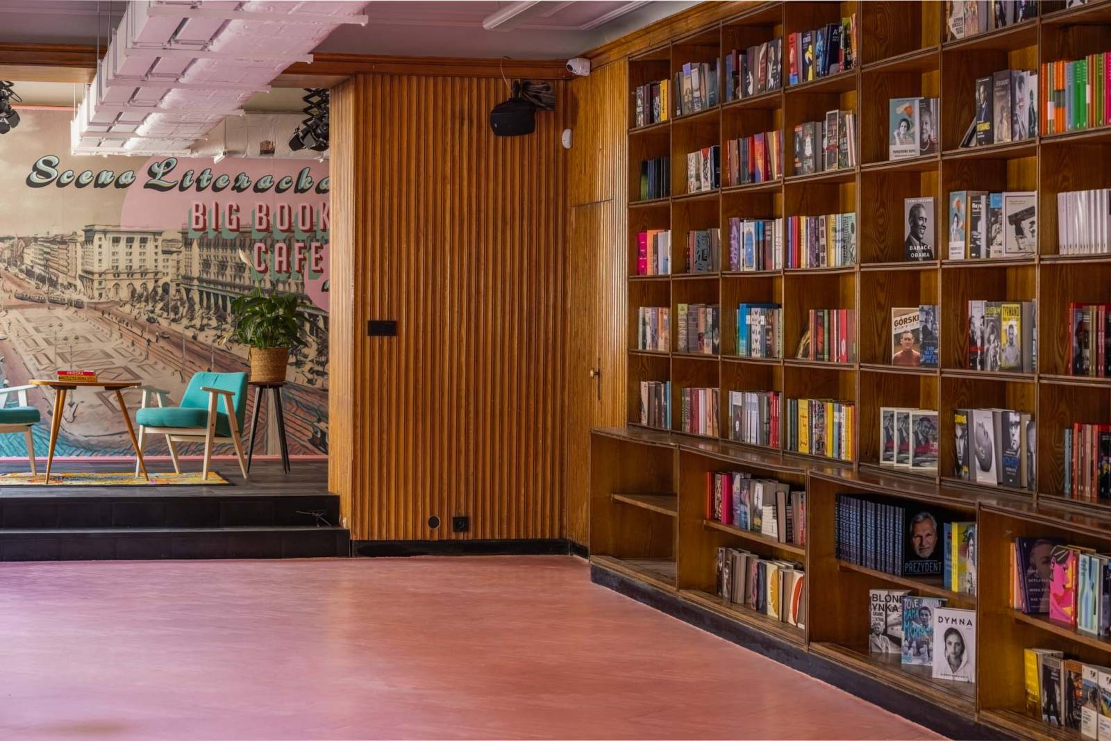 The Big Book Café (foto de w_srodku)