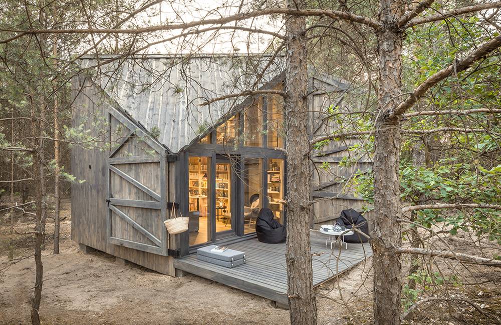 Bookworm Cabin