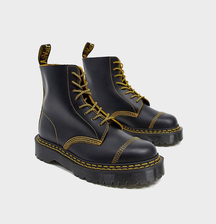 Dr. Martens, cena 979 zł Fot. (Fot. Materiały prasowe)