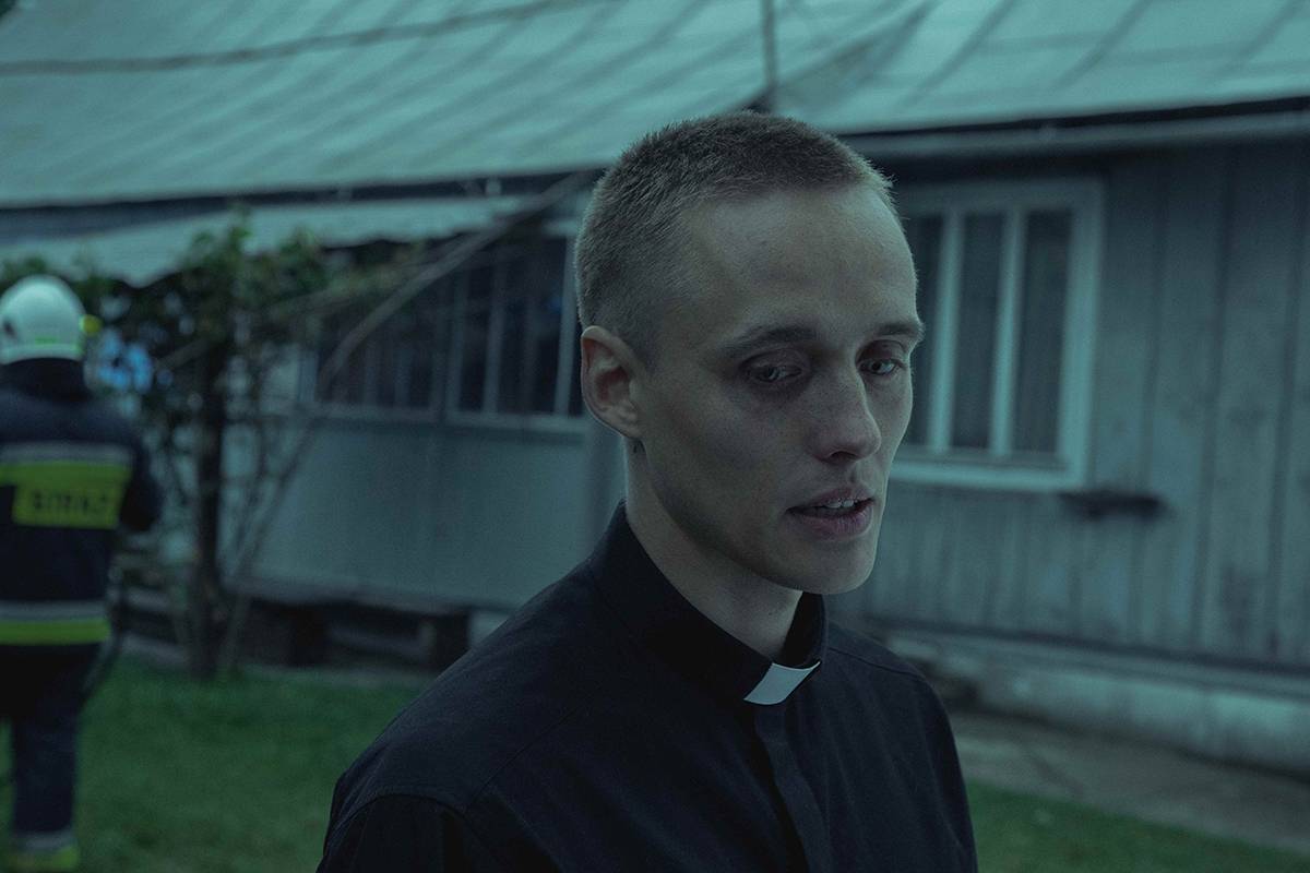 Kadr z filmu Boże Ciało (Fot. East News)