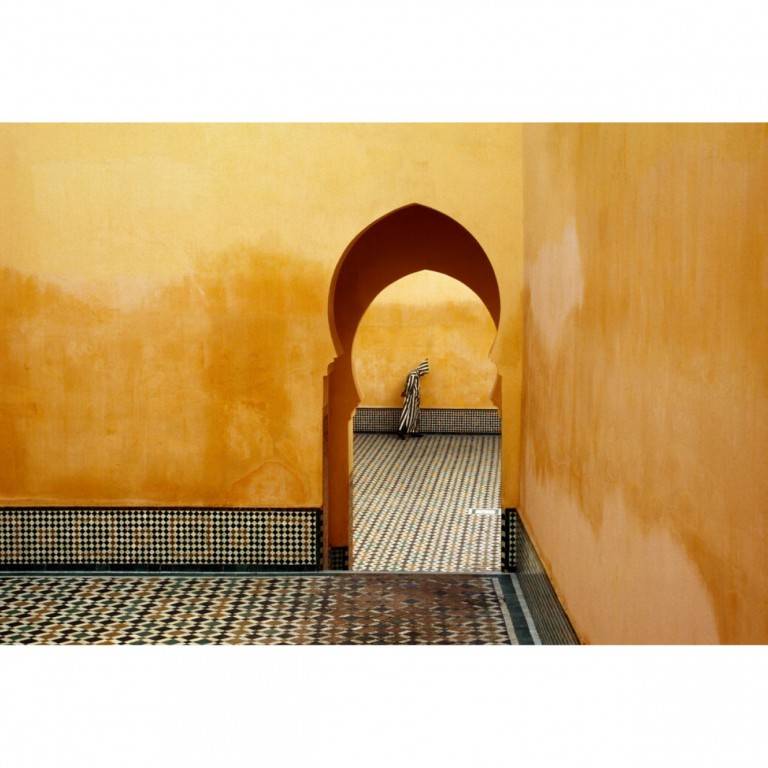 Maroko, Meknes. Mauzoleum Mulaja Ismaila, 1985, współczesna odbitka na papierze barytowym, Bruno Barbey / Magnum Photos