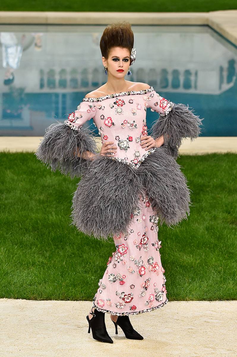 Kaia Gerber w pokazie kolekcji Chanel haute couture wiosna-lato 2019