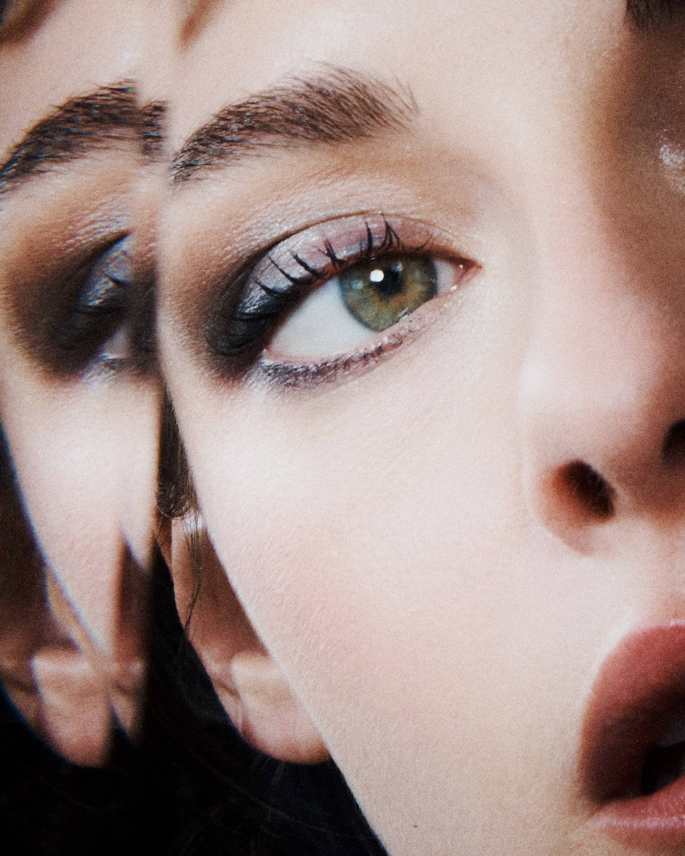 Kristen Stewart błyszczy na Berlinale 2024 w makijażu Chanel (Fot. Materiały prasowe)