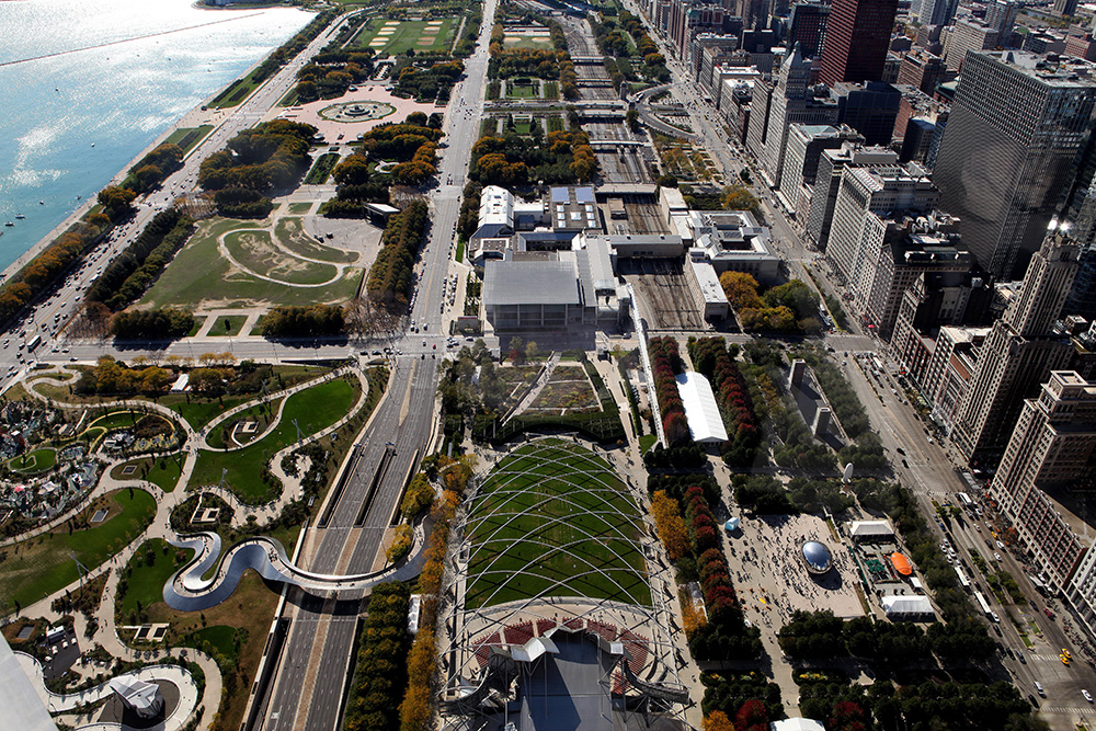 Widok z góry na Park Milenijny (Fot. Raymond Boyd, Getty Images)
