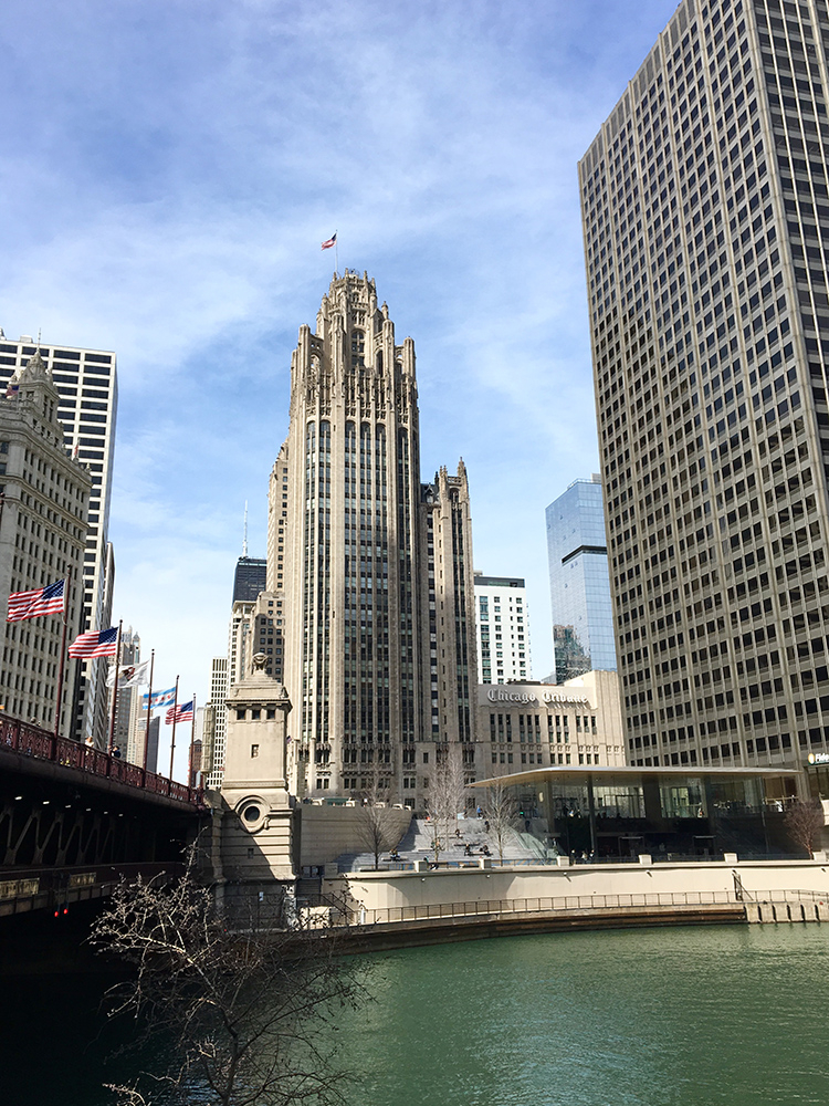 Budynek The Chicago Tribune (Fot. Katarzyna Pietrewicz-Żero)