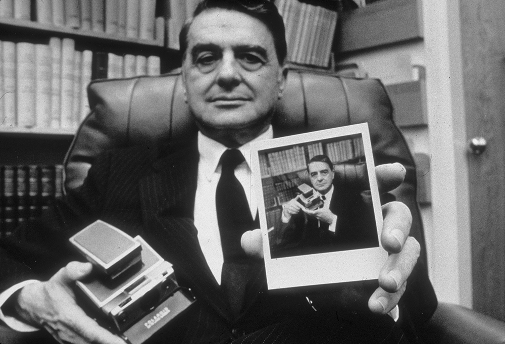 Edwin Land, wynalazca polaroida (Fot. Joyce Dopkeen, Getty Images)