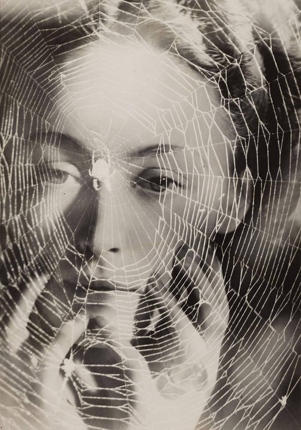 Dora Maar, The years lie in wait for you, 1935 (Fot. Dzięki uprzejmości Tate Modern)