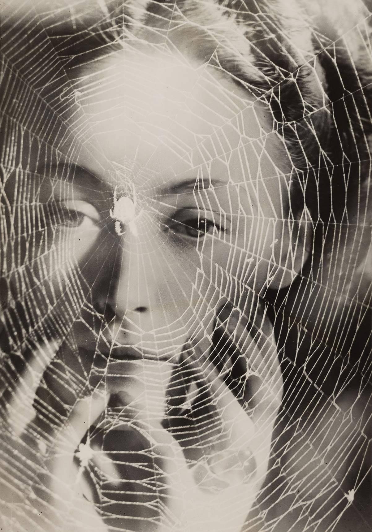 Dora Maar, The years lie in wait for you, 1935 (Fot. Dzięki uprzejmości Tate Modern)