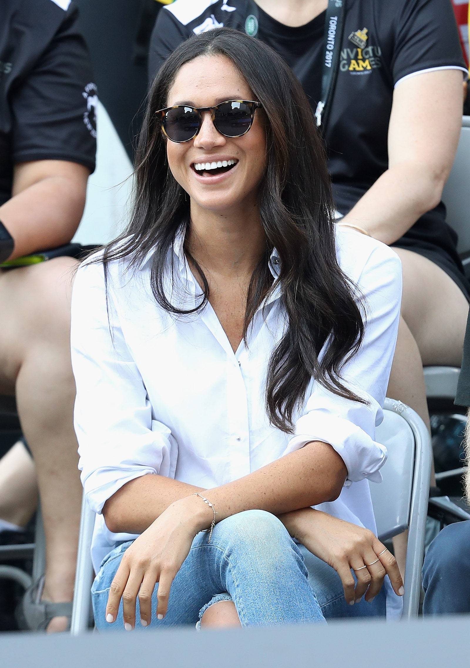 W koszuli „The Husband Shirt” Mishy Nonoo w Toronto w 2017 roku. Fot. Getty Images