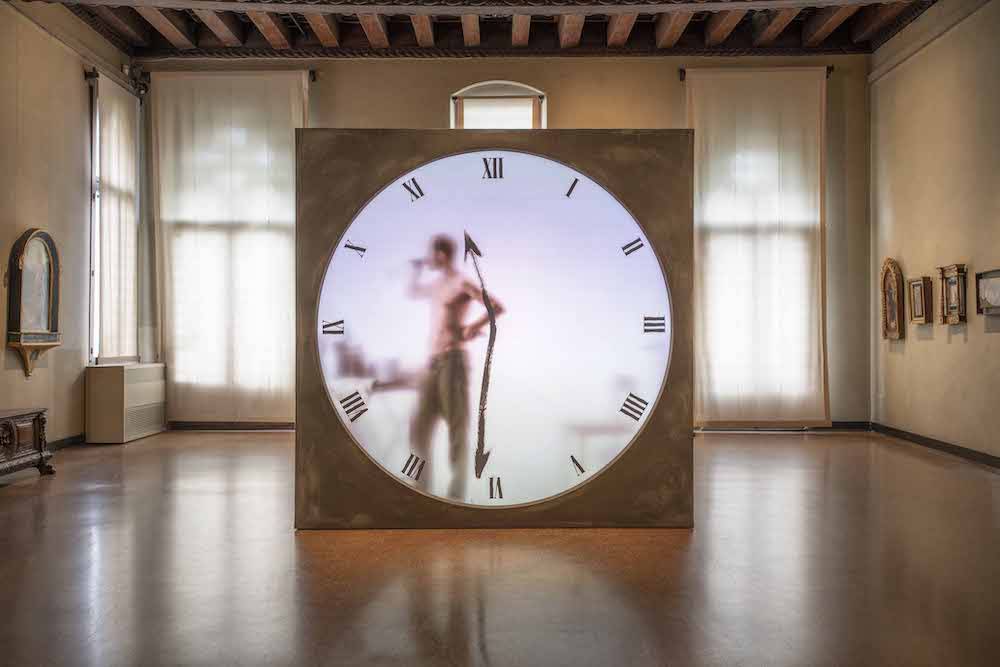 Maarten Baas, Real Time XL The Artist, 2018 (Fot. materiały prasowe)