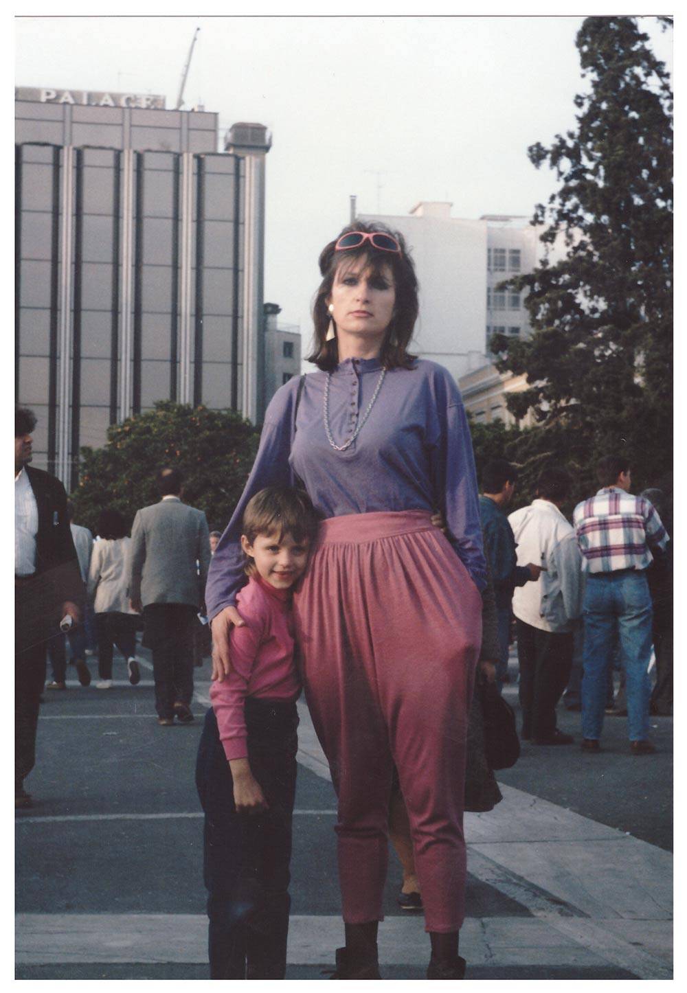 Z mamą, Ateny 1988 rok (Fot. Arch. prywatne)