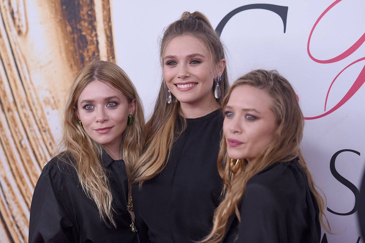 Elizabeth Olsen z siostrami (Fot. Getty Images)