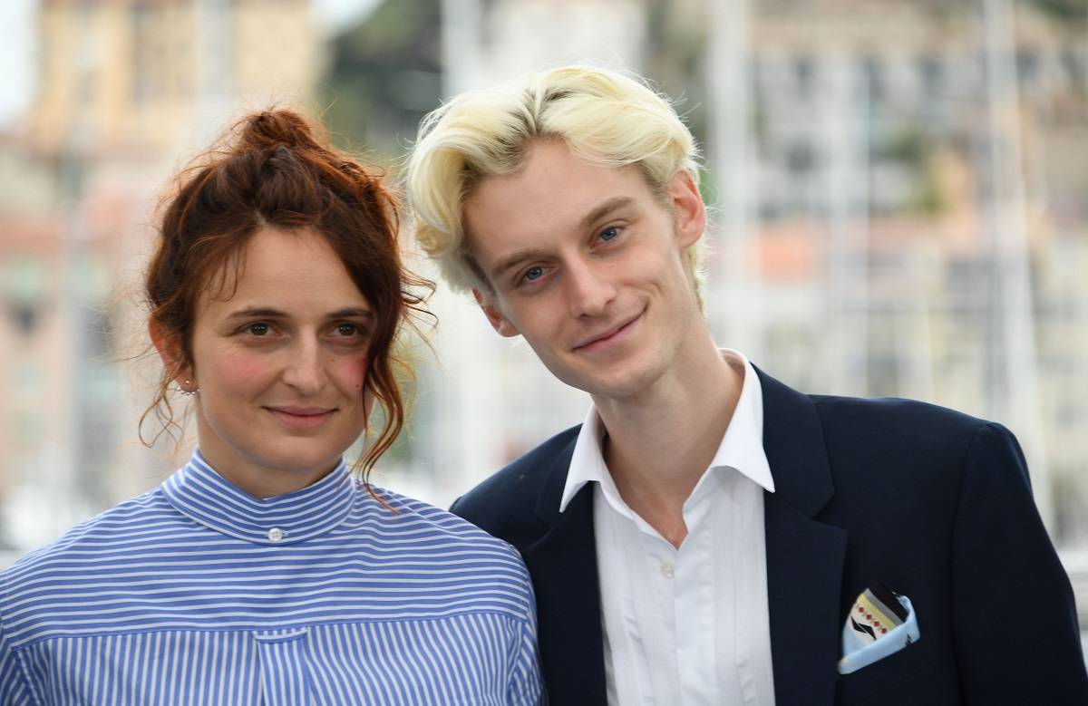 Alice Rohrwacher z odtwórcą głównej roli w filmie Szczęśliwy Lazarro