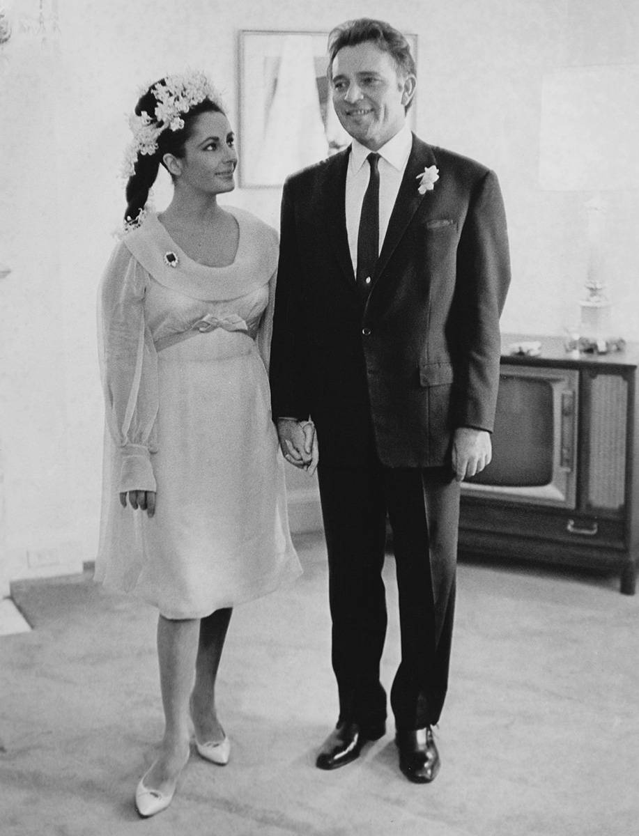 Elizabeth Taylor w sukience projektu Irene Sharaff (Fot. Getty Images)