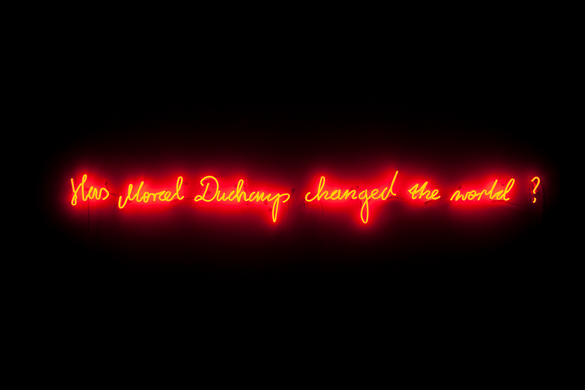 Michał Martychowiec, Has Marcel Duchamp changed the world?, 2014, neon, (Fot. dzięki uprzejmości Michała Martychowca i Rodríguez Gallery)