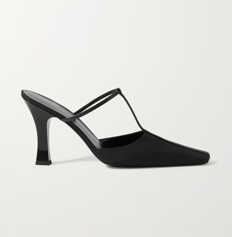 Buty The Row/ Net-a-Porter (Fot. materiały prasowe)