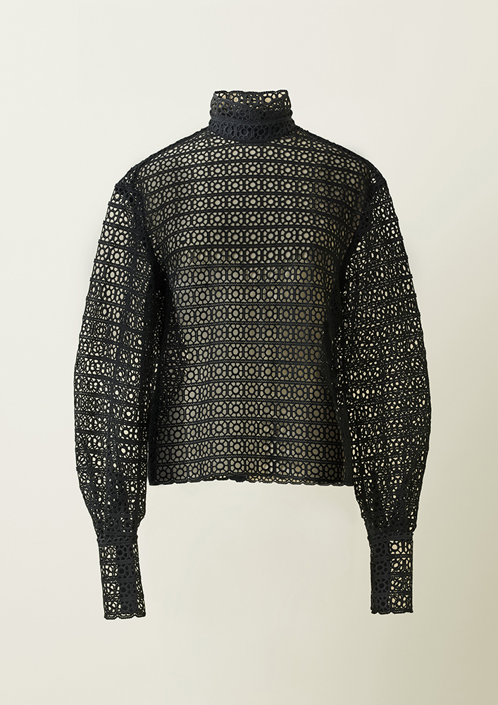 Bluzka z kolekcji H&M Conscious Exclusive 2018 (Fot. Materiały prasowe)
