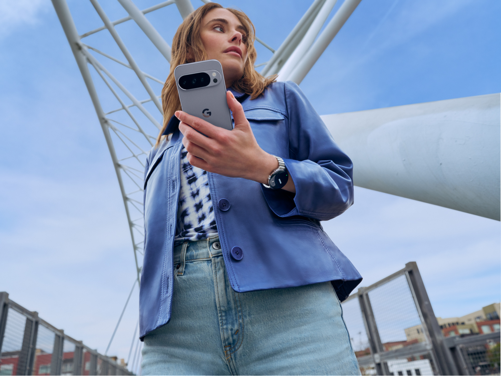 Nowy Google Pixel 10 Pro w kolorze Moonstone / Fot. Materiały prasowe