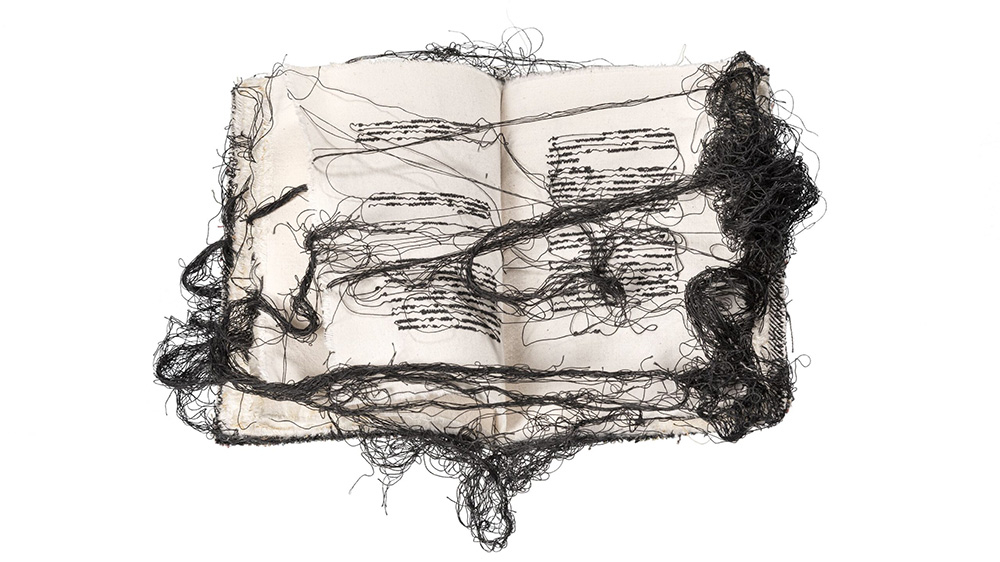 Maria Lai, Richiami (Recall), 1986. Prywatna kolekcja © Nelly Dietzel