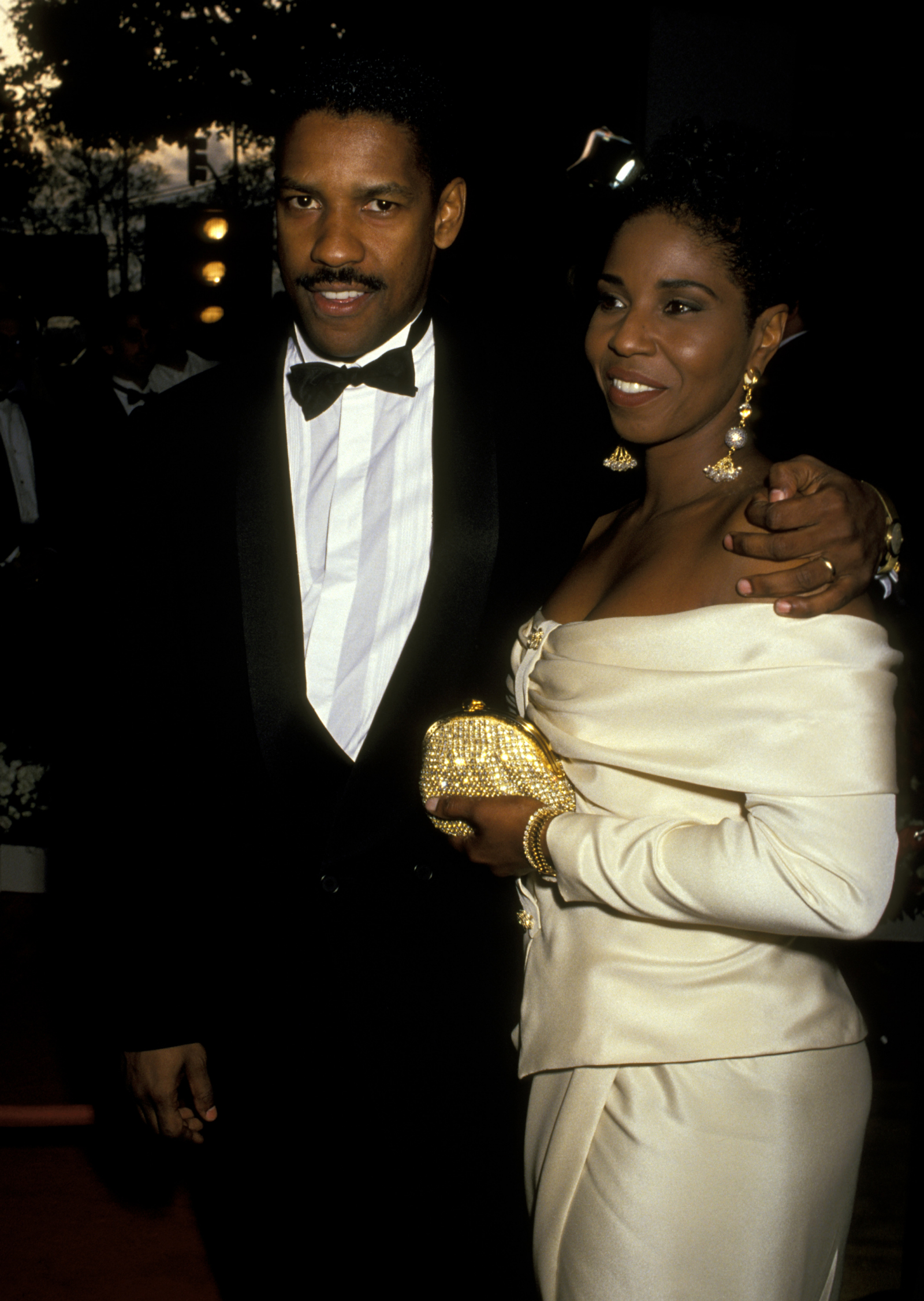Denzel i Pauletta Washingtonowie na 64. gali rozdania Oscarów w 1992 roku / (Fot. Ron Galella/Ron Galella Collection via Getty Images)