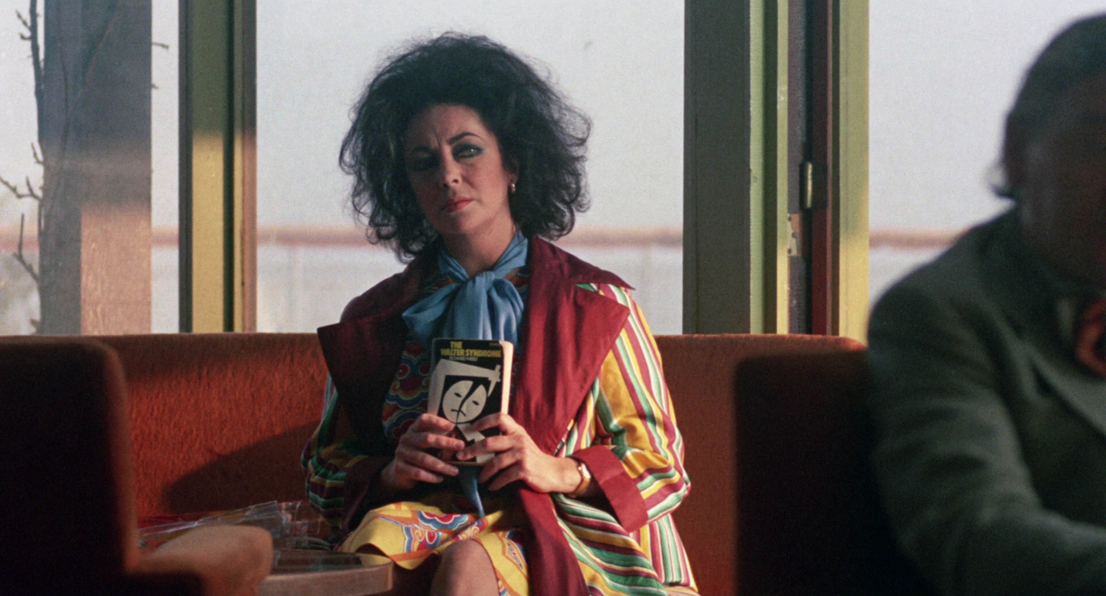 Elizabeth Taylor w ekranizacji książki „Jazda” Muriel Spark (Fot. Rizzoli Film - Felix Cinematografica - Studio Hamburg - Cinecoor)