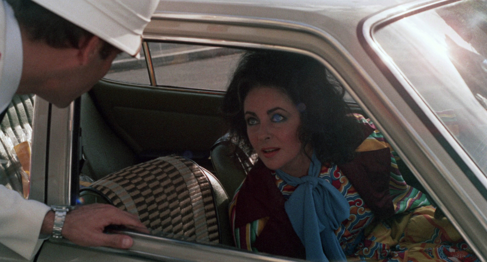 Elizabeth Taylor w ekranizacji książki „Jazda” Muriel Spark (Fot. Rizzoli Film - Felix Cinematografica - Studio Hamburg - Cinecoor)