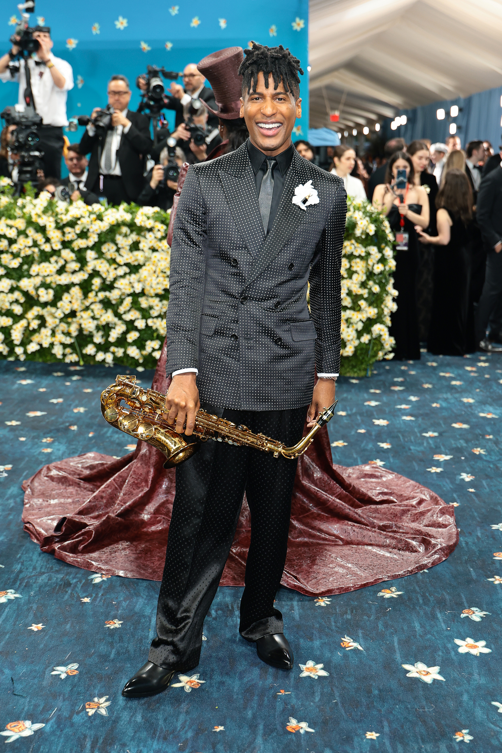 Jon Batiste na MET Gali 2025 / (Fot. Dimitrios Kambouris/Getty Images for The Met Museum/Vogue)