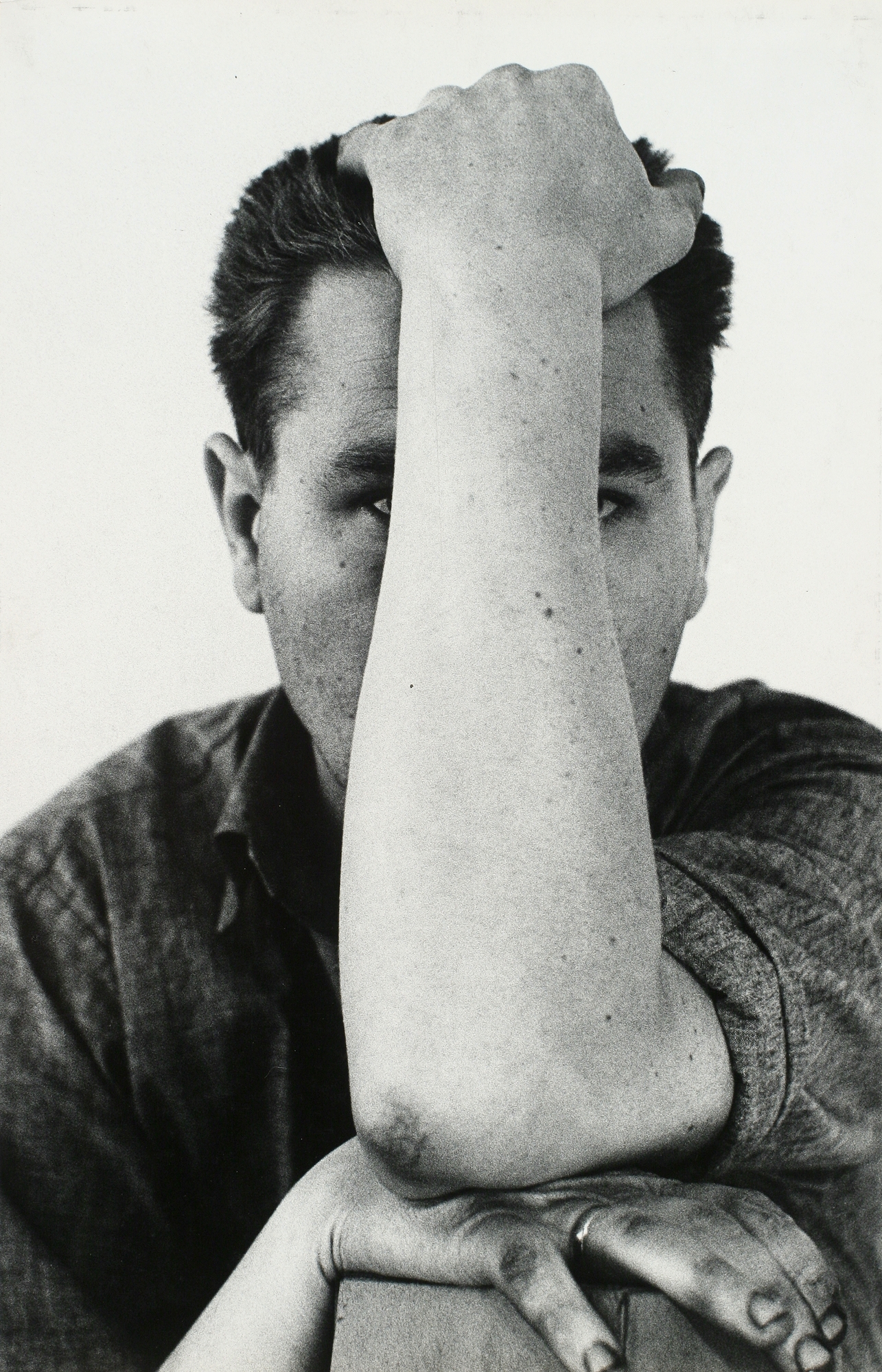 Zdzisław Beksiński, Autoportret (fotografia), 1958, Muzeum Narodowe we Wrocławiu.