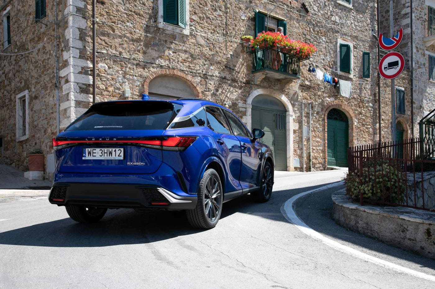 Lexus RX (Fot. Materiały prasowe)
