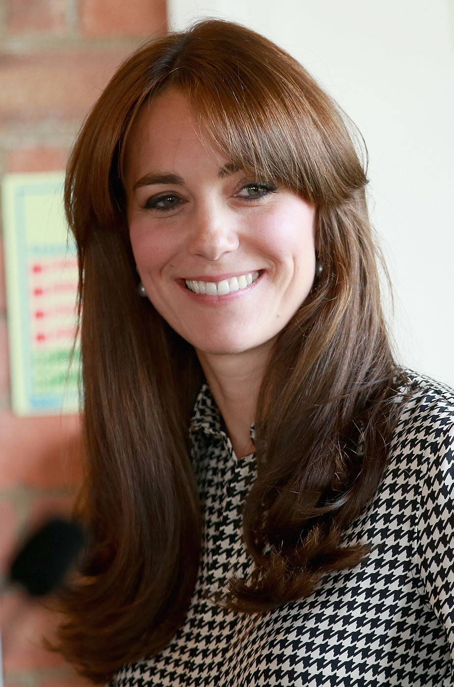 Księżna Cambridge z długą grzywką podczas wizyty w Anna Freud Centre