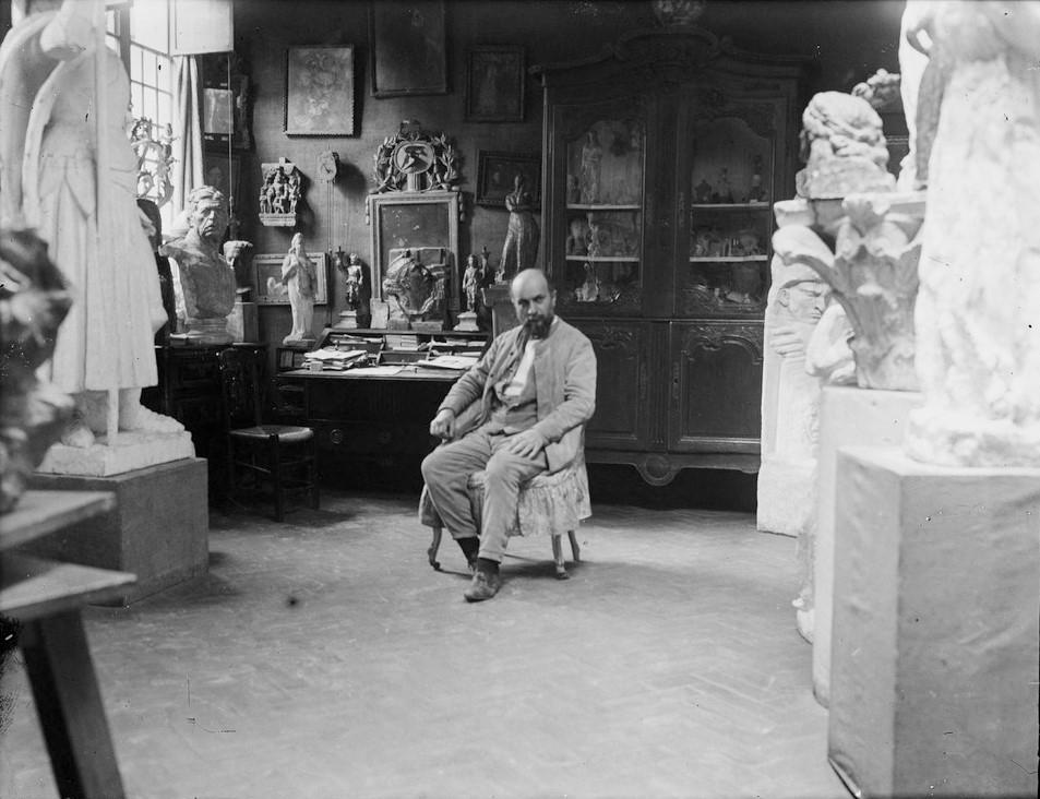 Antoine Bourdelle w swoim warsztacie, ok. 1905-1915 (Musée Bourdelle)