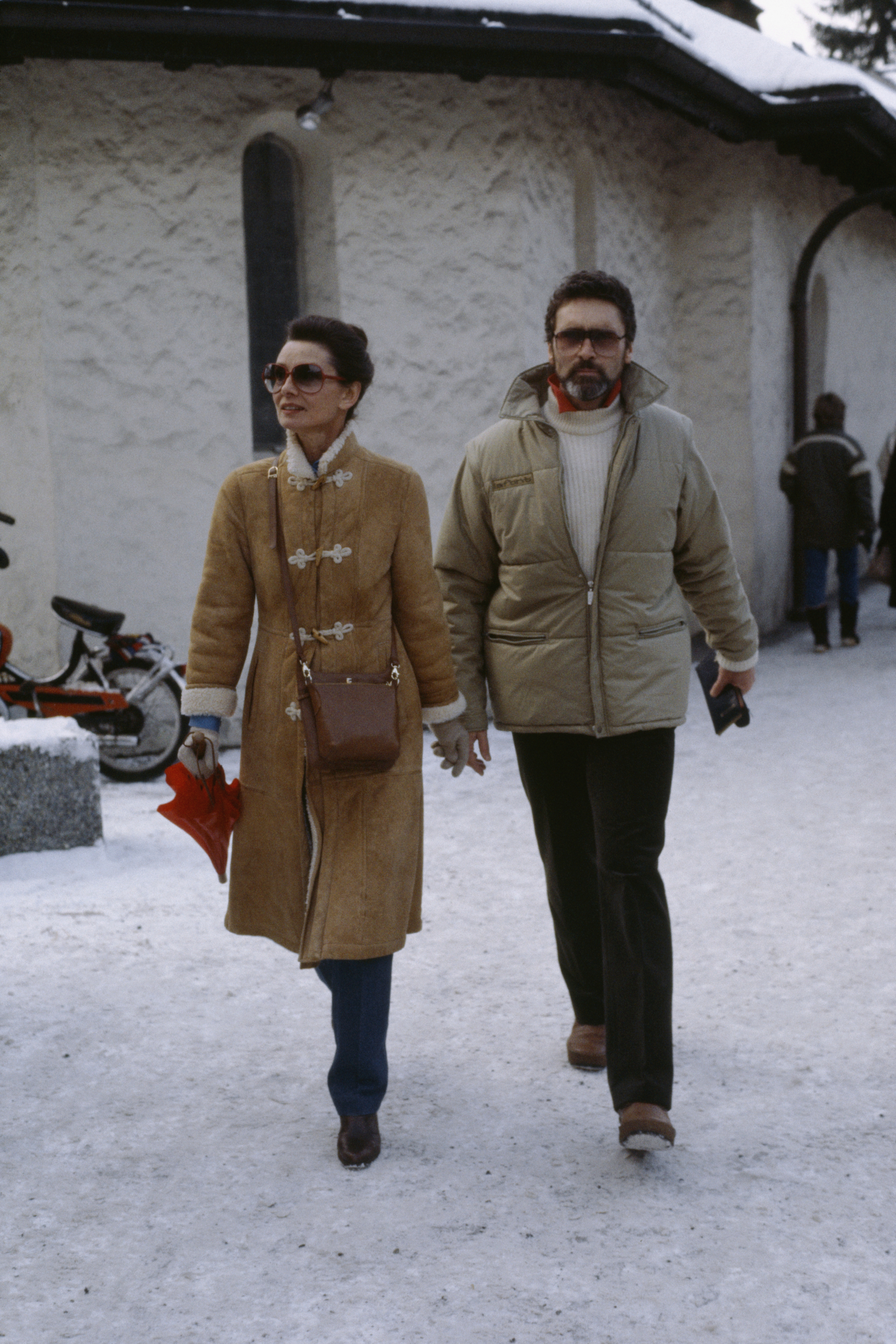 Audrey Hepburn i Robert Walders na wakacjach, 1982 r. / Fot. James Andanson/Sygma via Getty Images