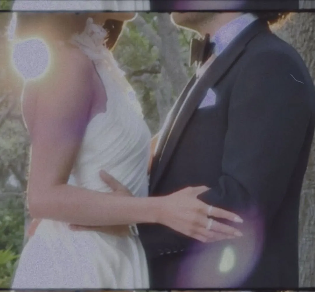 Selena Gomez i Benny Blanco powiedzieli „tak” podczas romantycznej ceremonii w Santa Barbara (Fot. Petra Collins dla Seleny Gomez)
