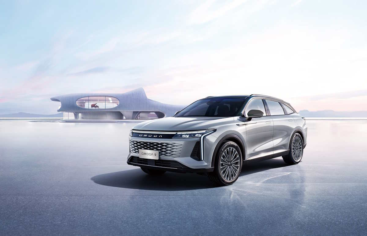 Omoda & Jaecoo zaprezentowało nowy model samochodu Omoda 9 Super Hybrid.