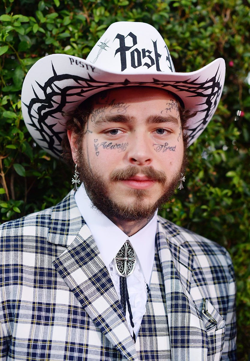 Post Malone w charakterystycznym dla siebie kowbojskim kapeluszu.