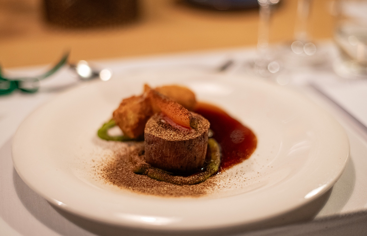Uroczysta kolacja Culinary Art, inspirowana pracami łódzkiej awangardy.
