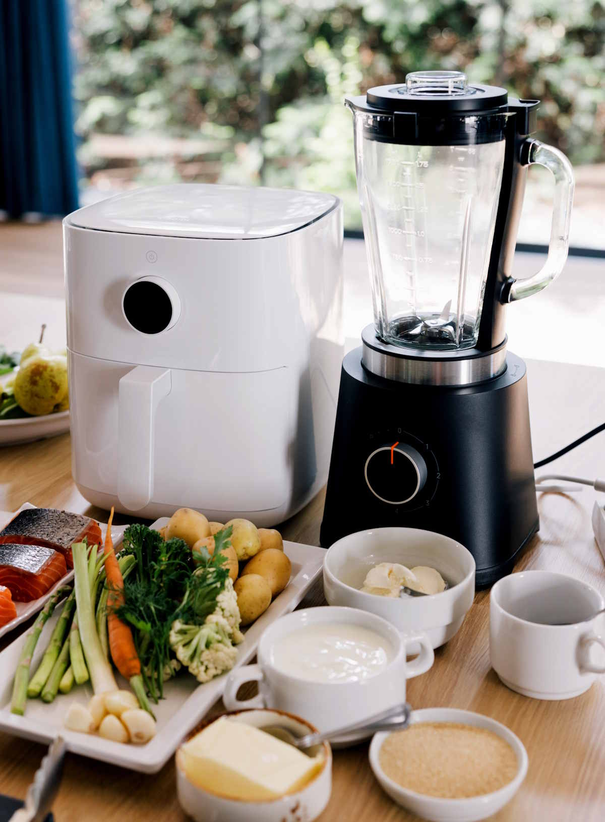 Xiaomi Smart Air Fryer, Xiaomi Smart Blender.