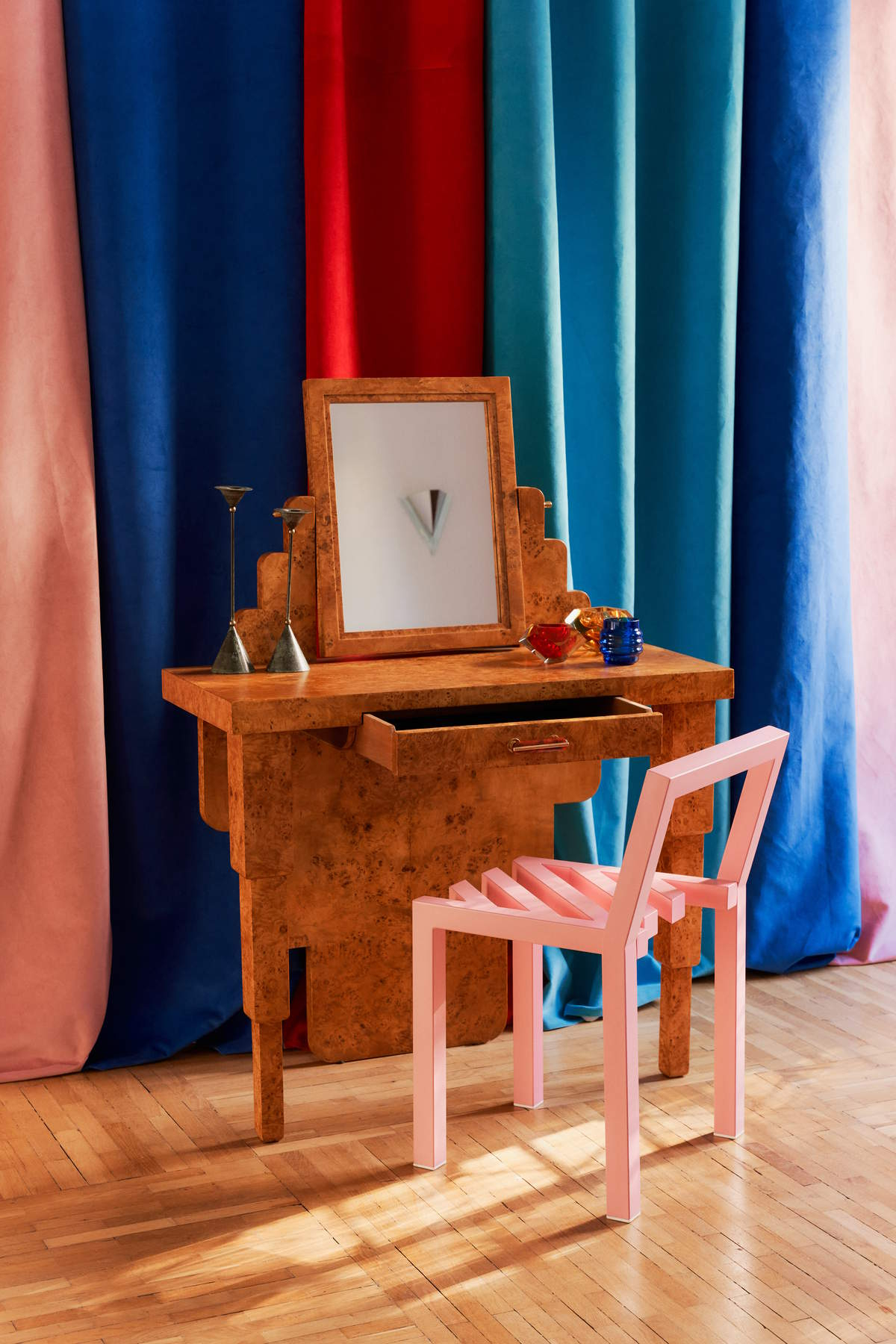 Wystawa „Zacznijmy od końca: Polski design w dialogu z przeszłością” od yestersen.