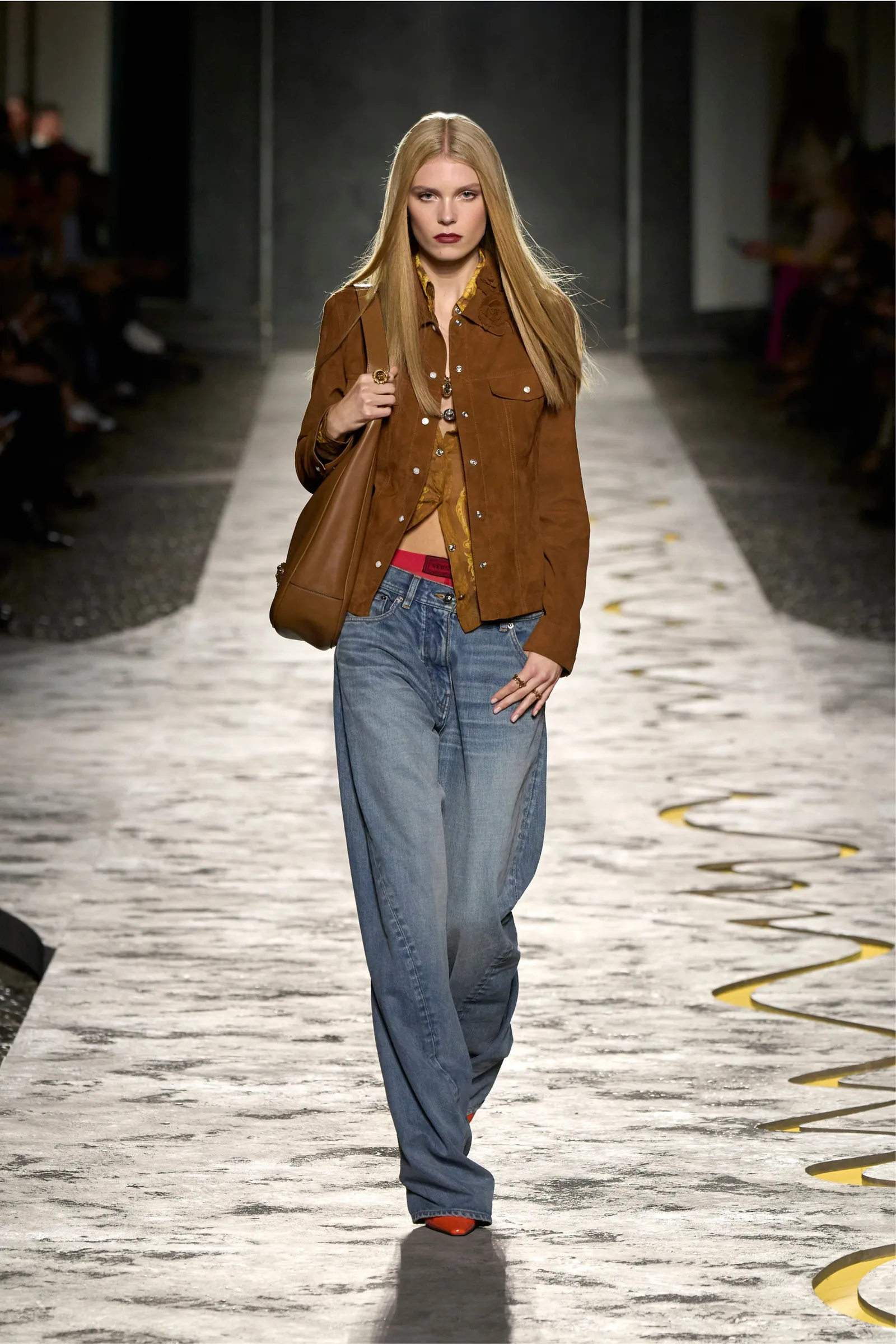 Versace wiosna-lato 2025 (Fot. Alessandro Lucioni/Gorunway)