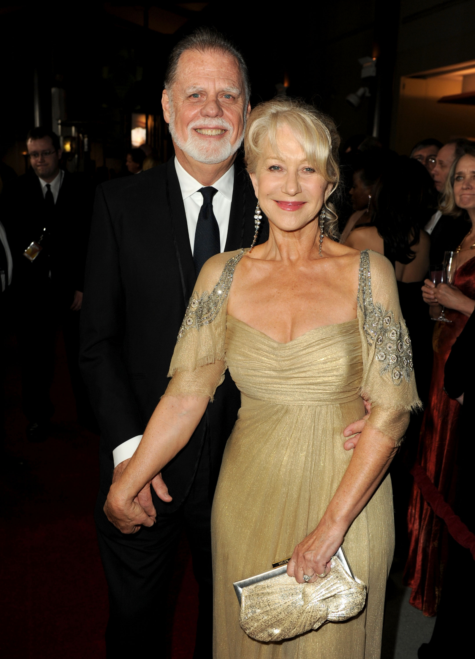Taylor Hackford i Helen Mirren podczas ceremonii rozdania Annual Directors Guild Of America Awards w 2012 roku (Fot. Kevin Winter/Getty Images for DGA)