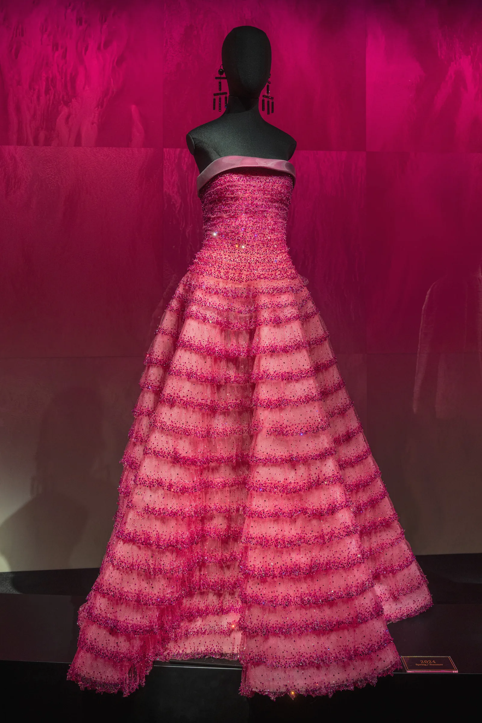 Jedna z kreacji haute couture creations na wystawie Armani/Silos. (Fot. Delfino Sisto Legnani/ dzięki uprzejmości Armani Privé)