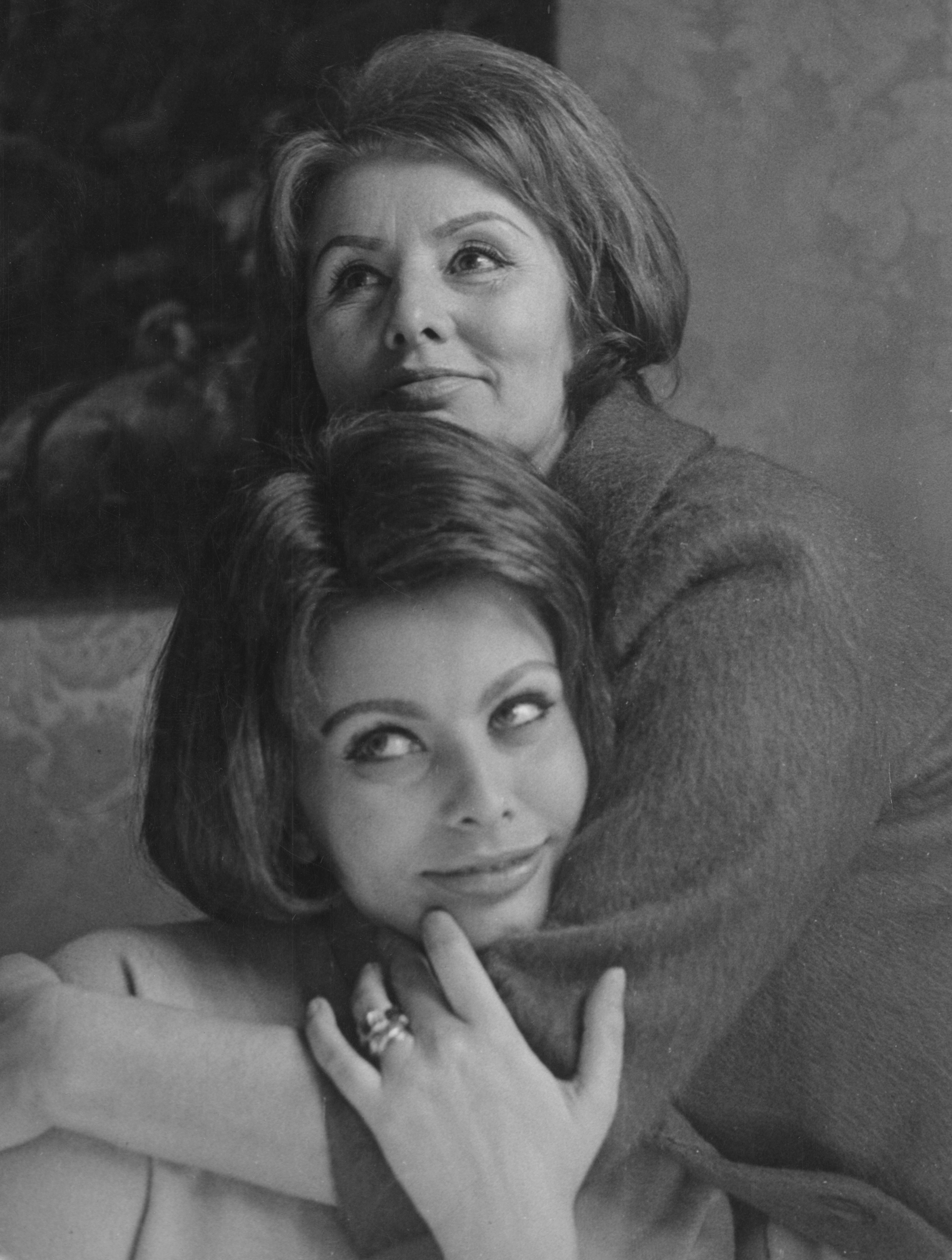 Sophia Loren z mamą Romildą Villani (Fot. Keystone/Hulton Archive/Getty Images)