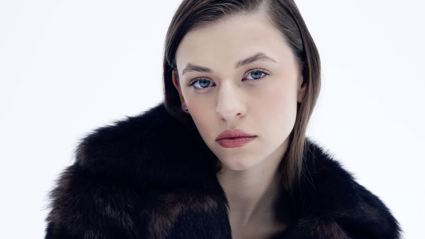 Za kulisami sesji z Bambi, gwiazdą wrześniowej okładki „Vogue Polska”. (Fot. Katia Isaeva)