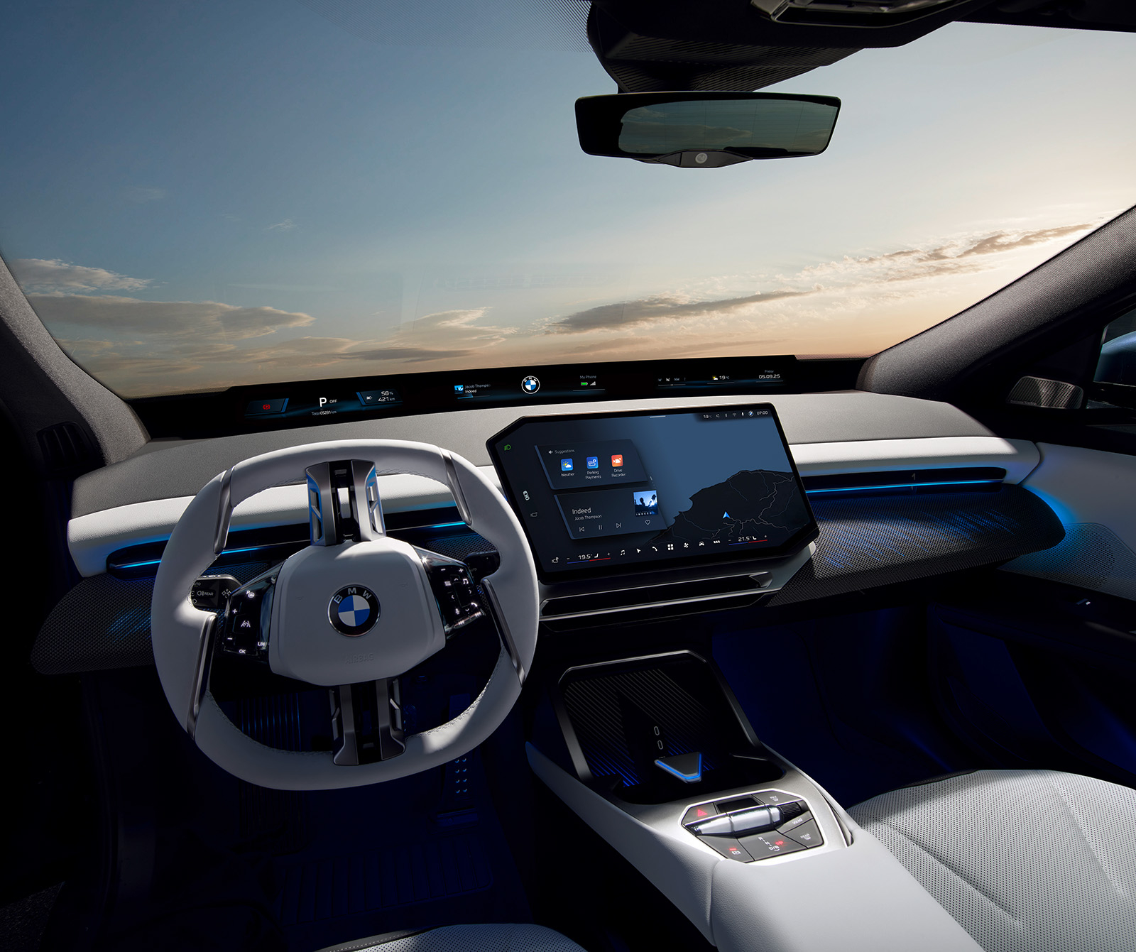 Wnętrze modelu BMW iX3 z systemem Panoramic Vision.&nbsp;(Fot. Materiały prasowe)