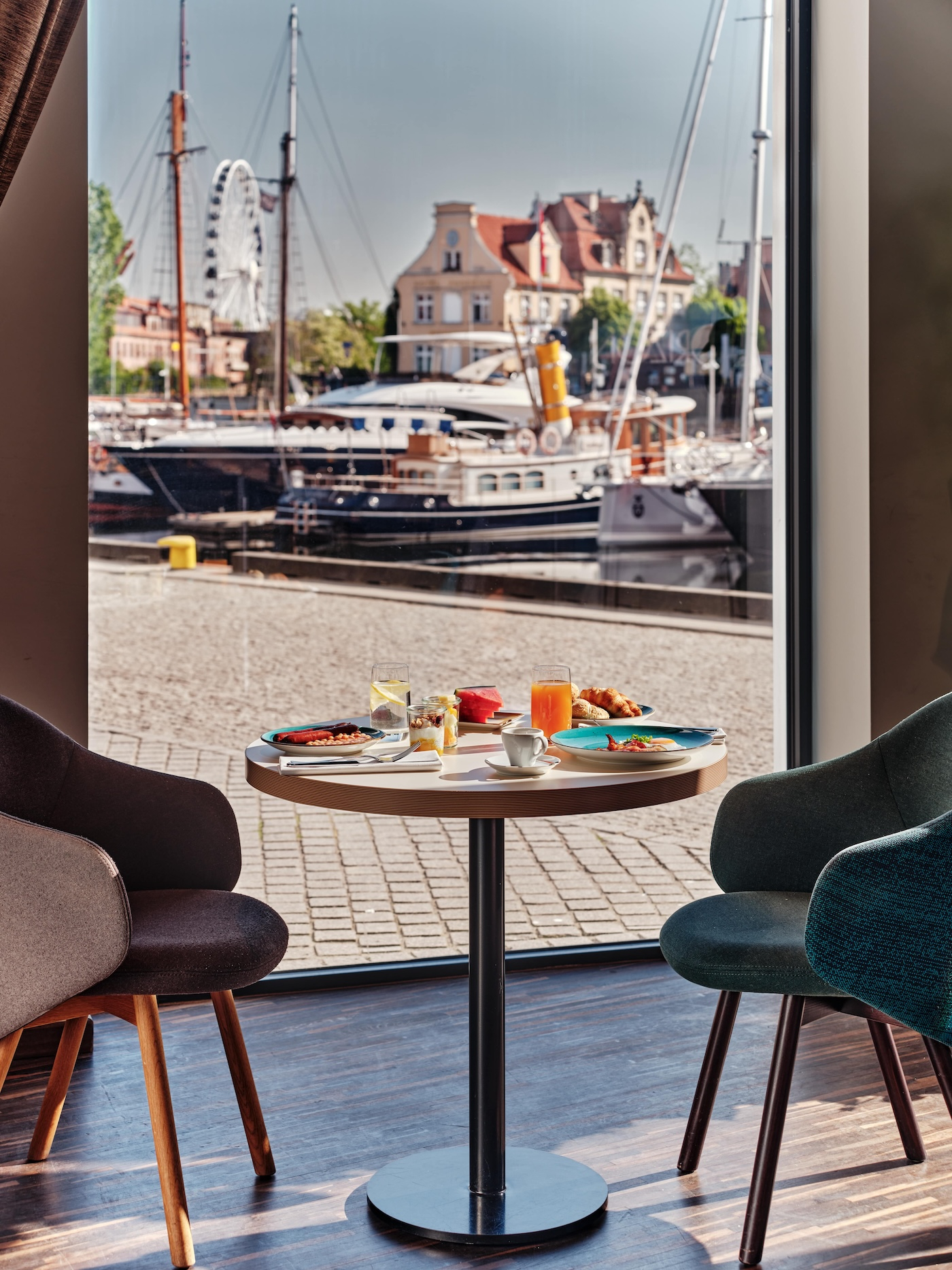 Śniadanie w hotelu Holiday Inn Gdańsk.