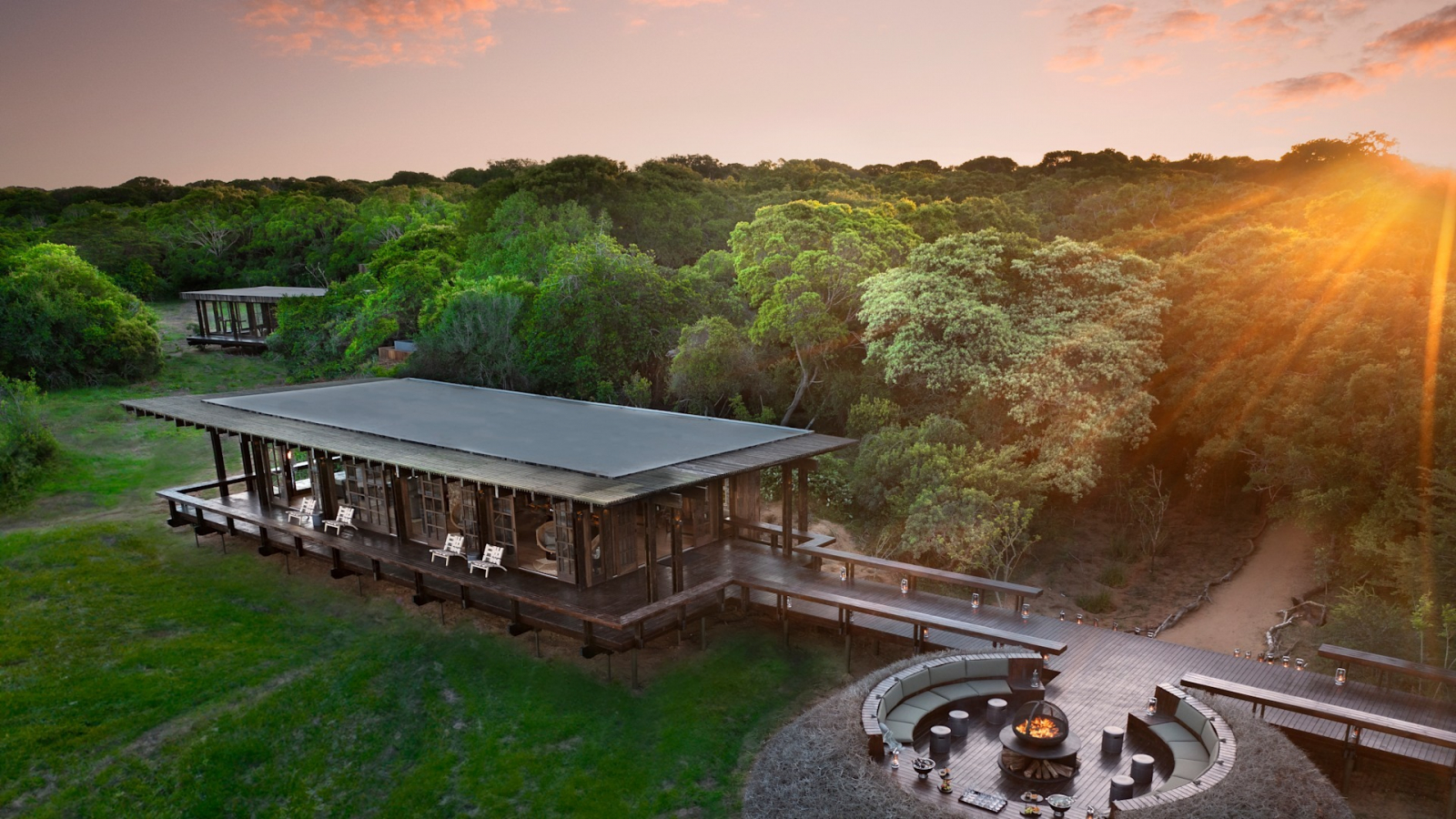 Przestrzeń Phinda Forest Lodge.